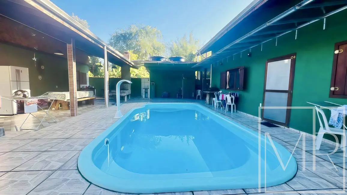 Foto 3 de Casa com 5 quartos à venda, 420m2 em Ubatuba - SP