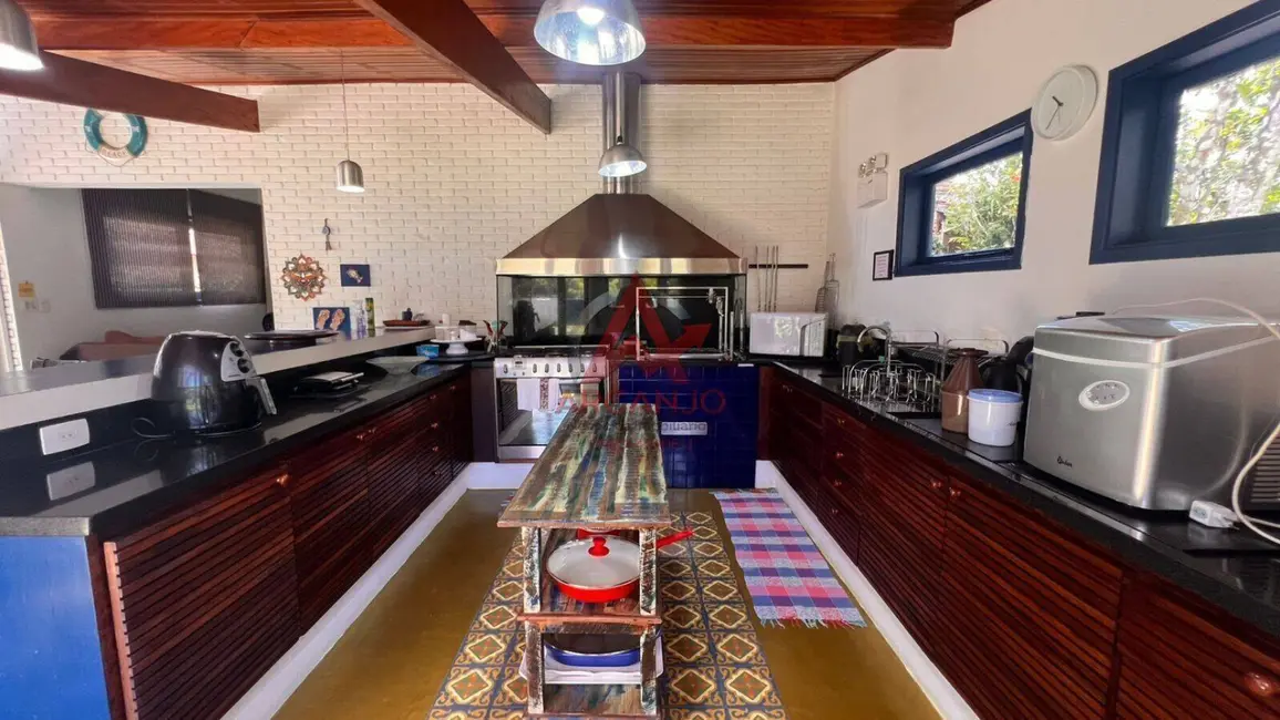 Foto 6 de Casa com 5 quartos à venda, 1000m2 em Ubatuba - SP