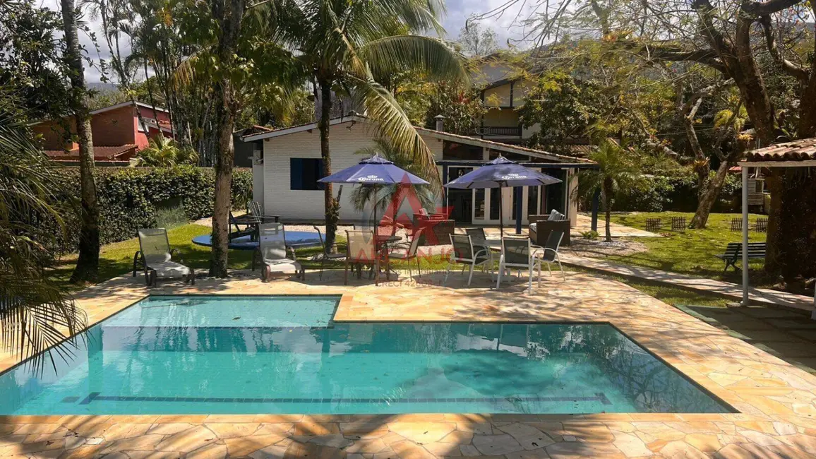 Foto 2 de Casa com 5 quartos à venda, 1000m2 em Ubatuba - SP