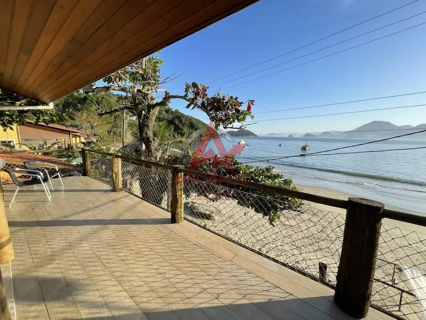 Foto 1 de Casa com 3 quartos à venda, 267m2 em Ubatuba - SP