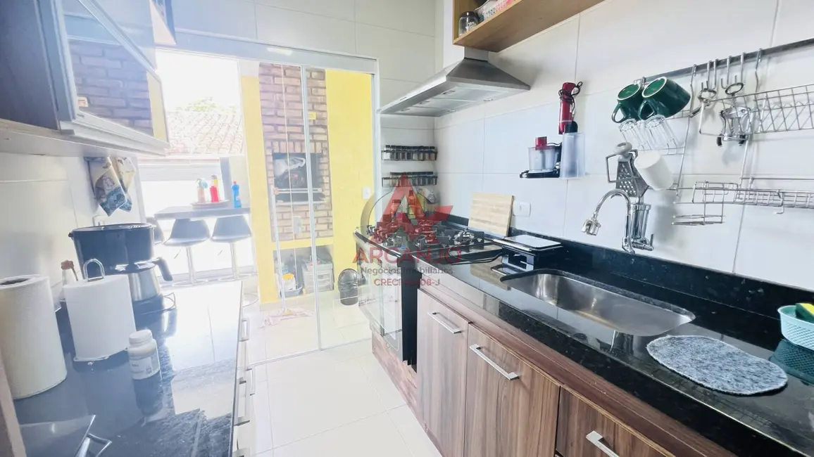 Foto 3 de Apartamento com 2 quartos à venda, 102m2 em Centro, Ubatuba - SP