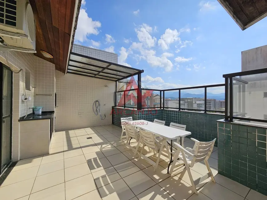 Cobertura com 3 quartos à venda, 150m2 em Ubatuba - SP - imagem 4 Foto 4 de Cobertura com 3 quartos à venda, 150m2 em Ubatuba - SP