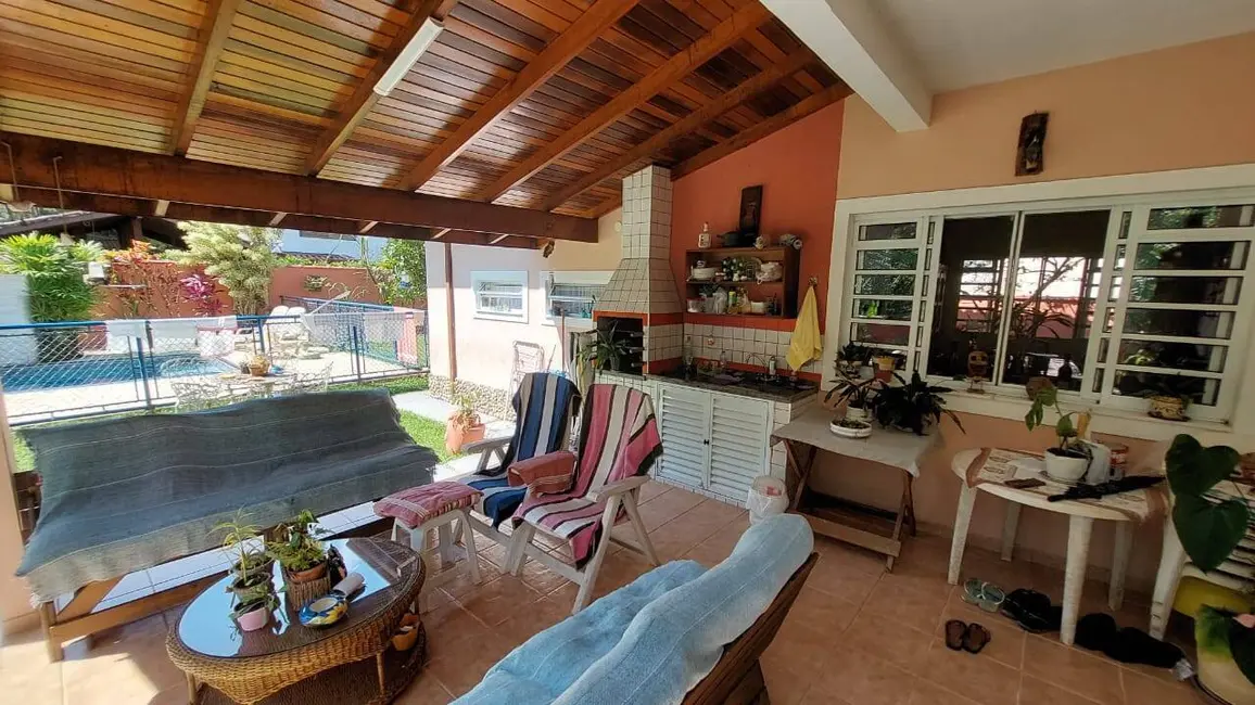 Foto 5 de Casa de Condomínio com 3 quartos à venda, 148m2 em Ubatuba - SP