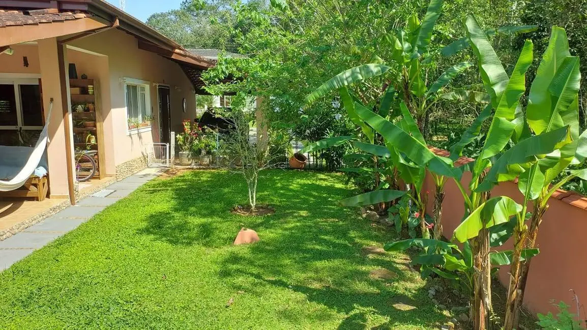 Foto 7 de Casa de Condomínio com 3 quartos à venda, 148m2 em Ubatuba - SP
