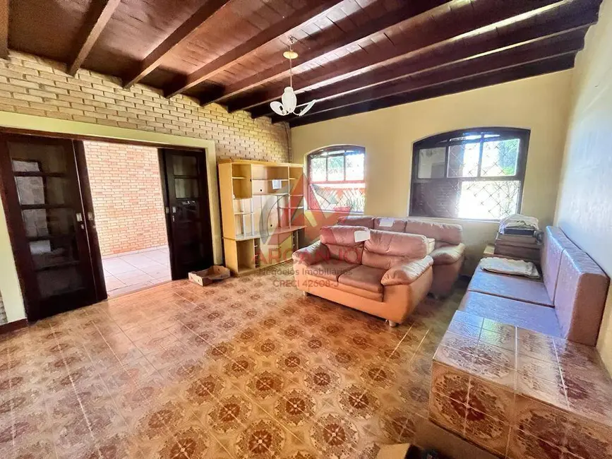 Foto 4 de Casa com 5 quartos à venda, 206m2 em Ubatuba - SP
