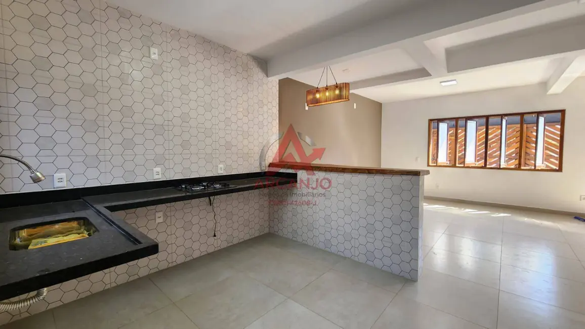 Foto 4 de Casa com 6 quartos à venda, 200m2 em Ubatuba - SP