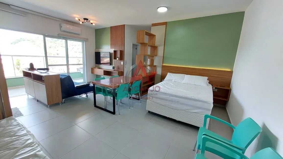 Foto 2 de Casa com 1 quarto à venda, 45m2 em Ubatuba - SP