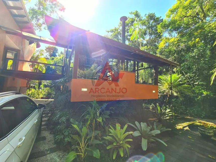 Foto 2 de Casa de Condomínio com 3 quartos à venda, 189m2 em Ubatuba - SP