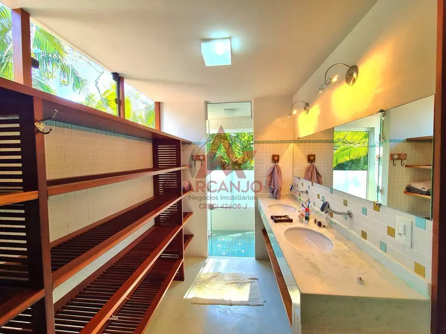 Foto 8 de Casa de Condomínio com 3 quartos à venda, 189m2 em Ubatuba - SP