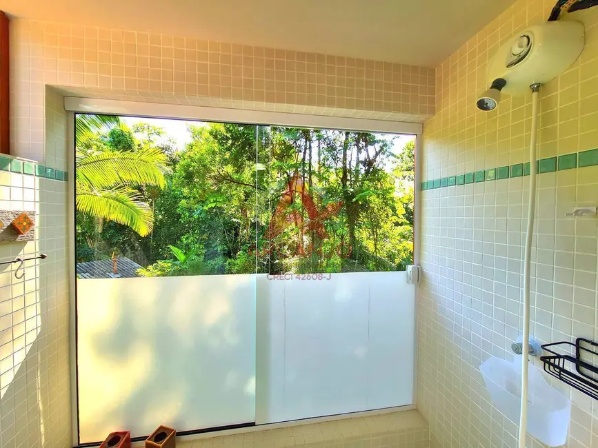 Foto 9 de Casa de Condomínio com 3 quartos à venda, 189m2 em Ubatuba - SP