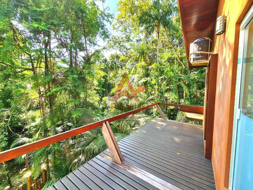 Foto 7 de Casa de Condomínio com 3 quartos à venda, 189m2 em Ubatuba - SP