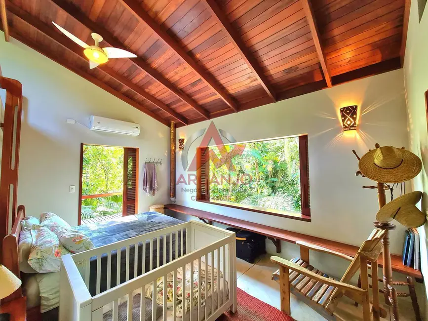 Foto 4 de Casa de Condomínio com 3 quartos à venda, 189m2 em Ubatuba - SP