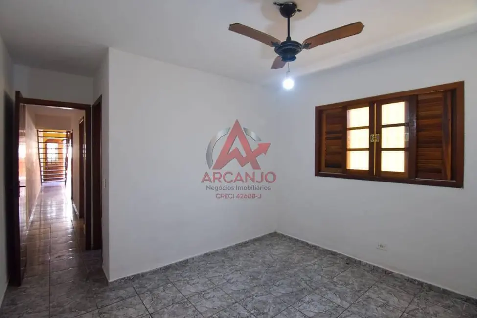 Sobrado com 3 quartos à venda, 90m2 em Ubatuba - SP - imagem 8 Foto 8 de Sobrado com 3 quartos à venda, 90m2 em Ubatuba - SP