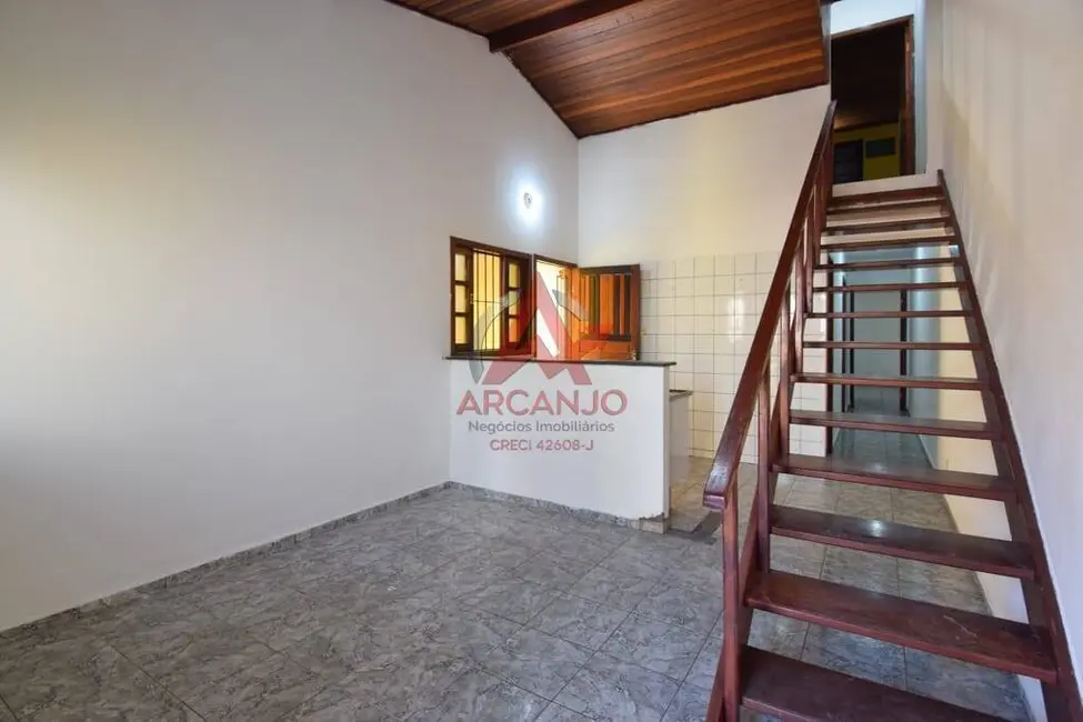 Sobrado com 3 quartos à venda, 90m2 em Ubatuba - SP - imagem 4 Foto 4 de Sobrado com 3 quartos à venda, 90m2 em Ubatuba - SP