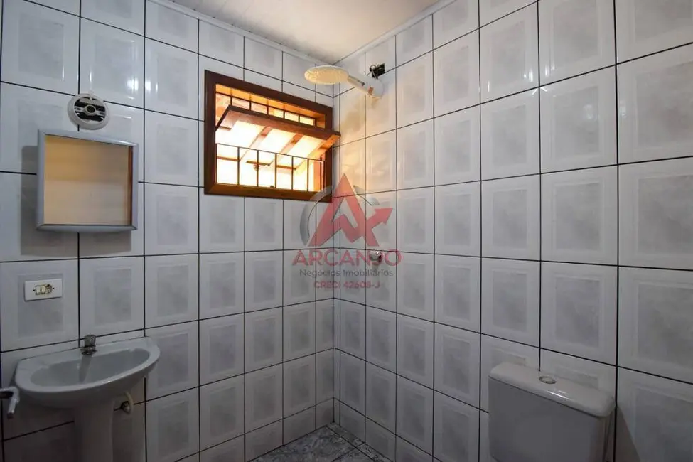 Sobrado com 3 quartos à venda, 90m2 em Ubatuba - SP - imagem 5 Foto 5 de Sobrado com 3 quartos à venda, 90m2 em Ubatuba - SP