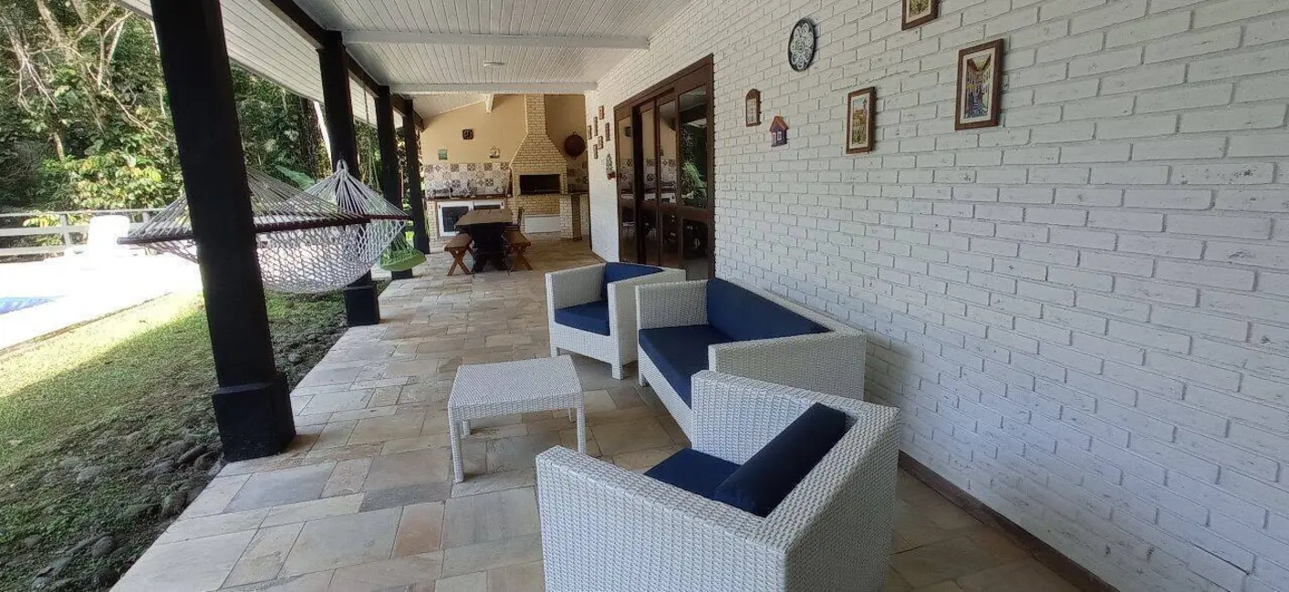 Foto 6 de Casa com 5 quartos à venda, 471m2 em Ubatuba - SP
