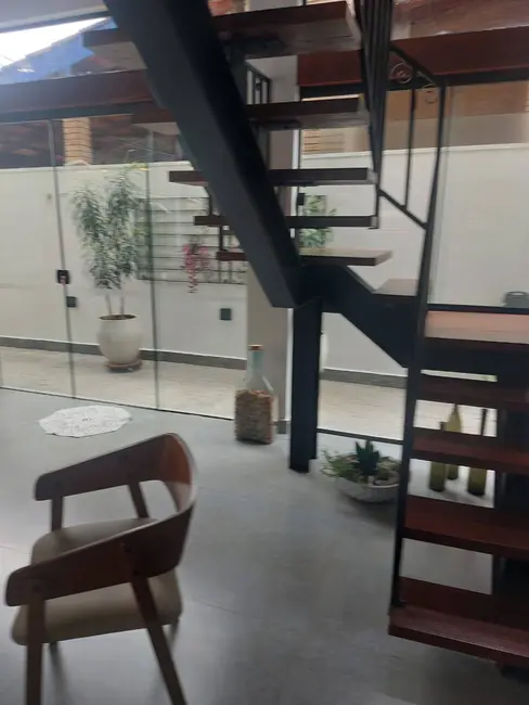Foto 8 de Casa com 4 quartos à venda, 206m2 em Ubatuba - SP