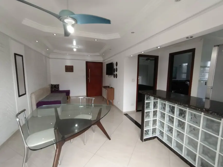 Foto 2 de Apartamento com 1 quarto à venda, 50m2 em Ubatuba - SP