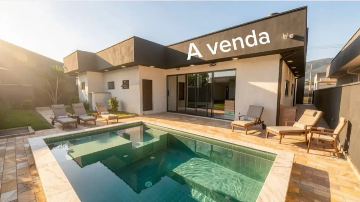 Foto 1 de Casa com 3 quartos à venda, 300m2 em Ubatuba - SP
