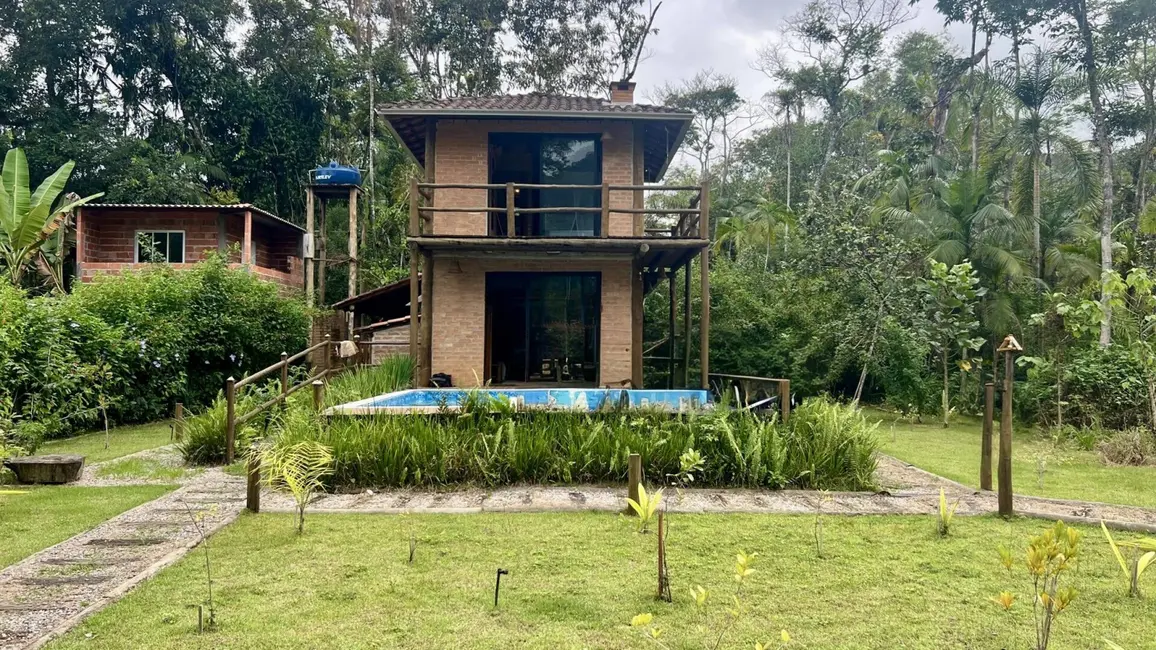 Foto 2 de Casa com 2 quartos à venda, 200m2 em Ubatuba - SP