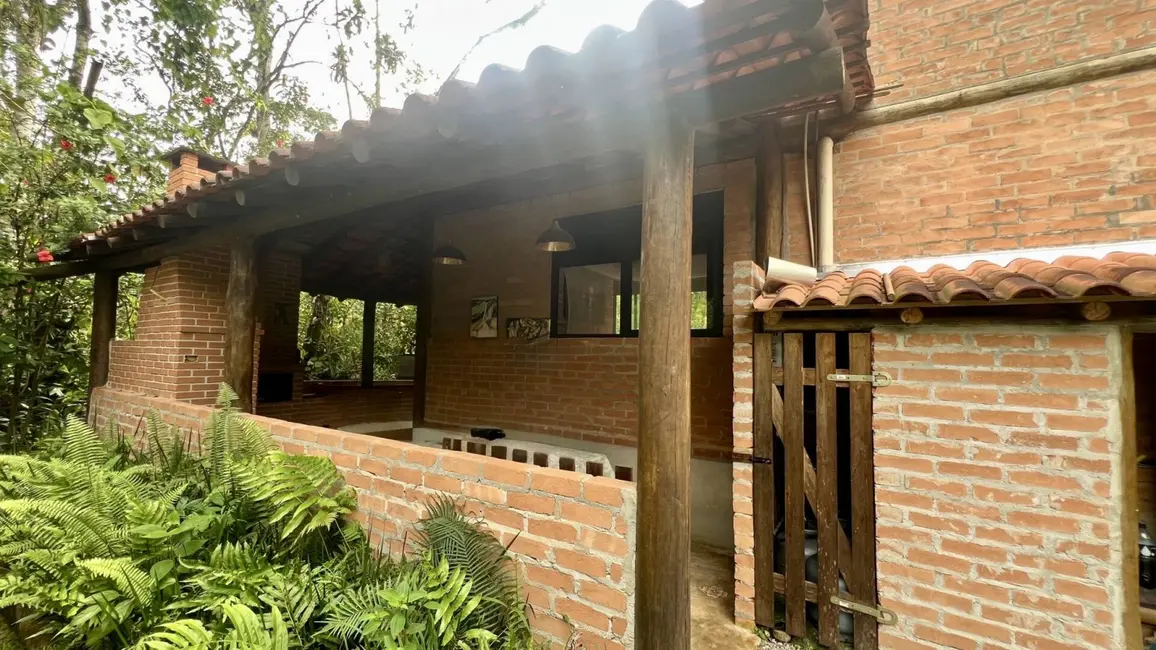 Foto 5 de Casa com 2 quartos à venda, 200m2 em Ubatuba - SP