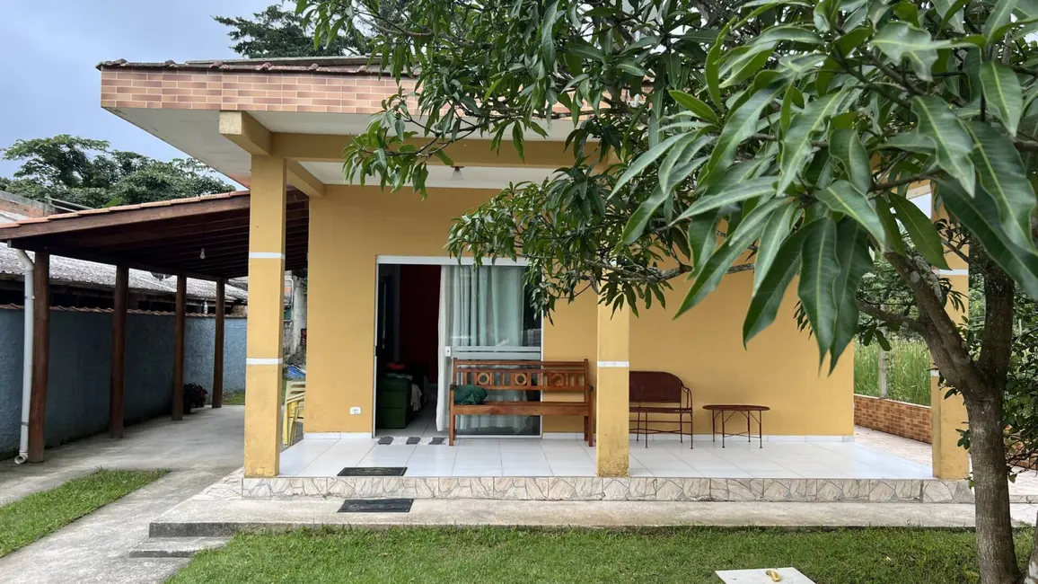 Foto 3 de Casa com 3 quartos à venda, 384m2 em Ubatuba - SP