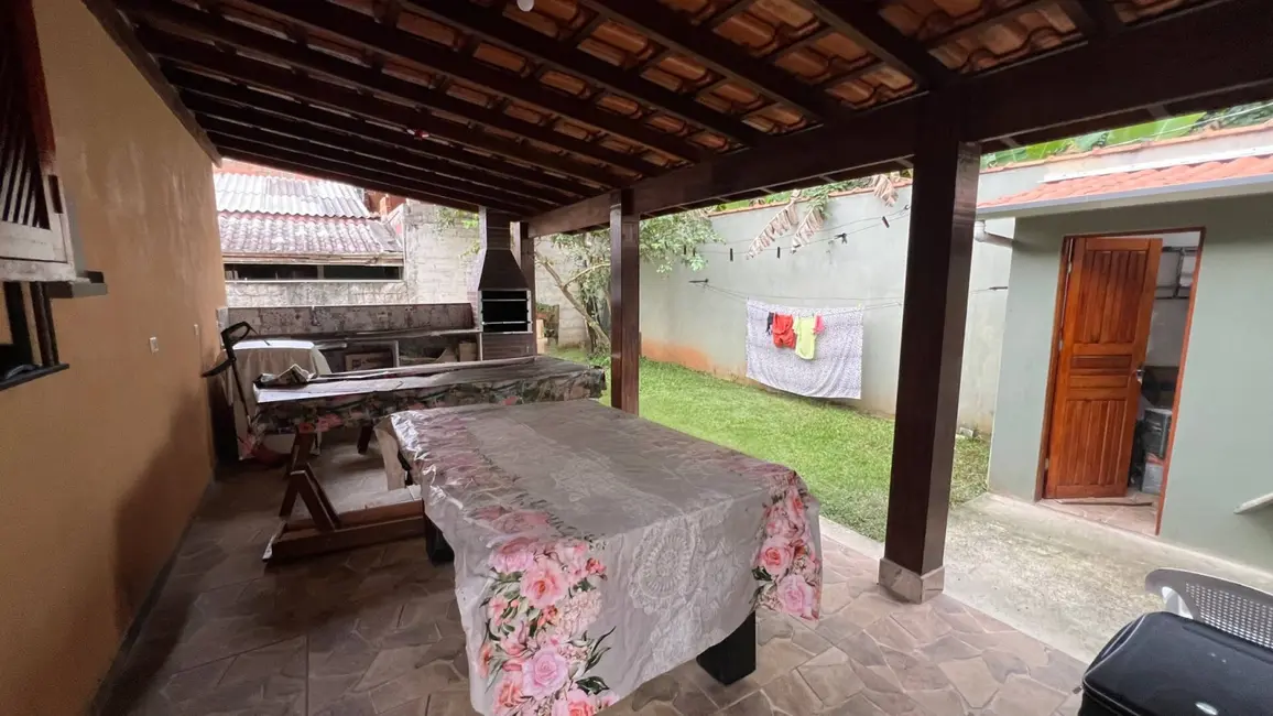Foto 9 de Casa com 3 quartos à venda, 384m2 em Ubatuba - SP