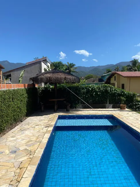 Foto 6 de Casa com 3 quartos à venda, 360m2 em Ubatuba - SP