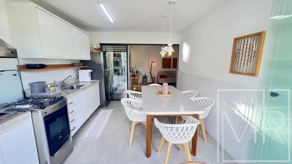 Apartamento com 2 quartos à venda, 72m2 em Ubatuba - SP - imagem 2 Foto 2 de Apartamento com 2 quartos à venda, 72m2 em Ubatuba - SP