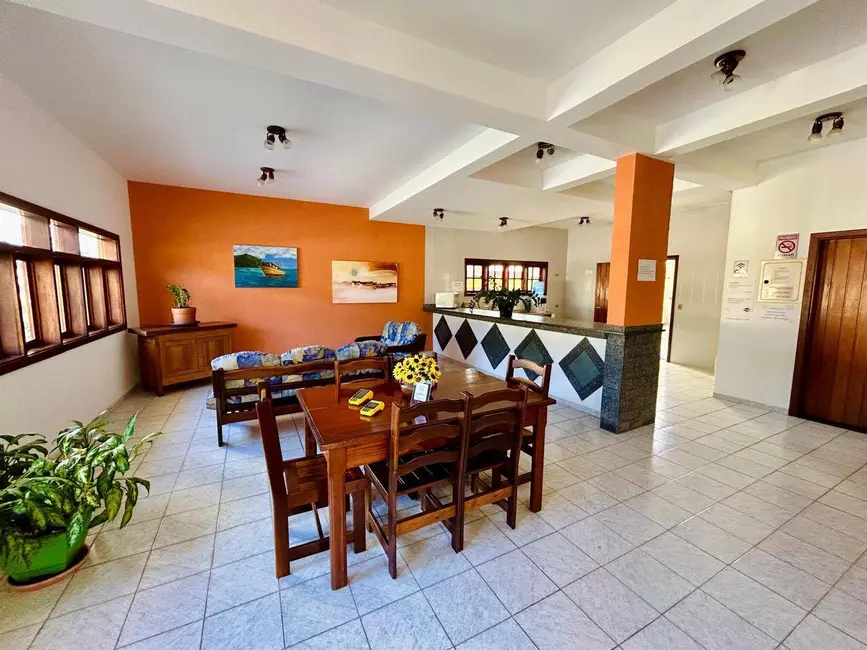 Foto 3 de Casa com 8 quartos à venda, 430m2 em Ubatuba - SP