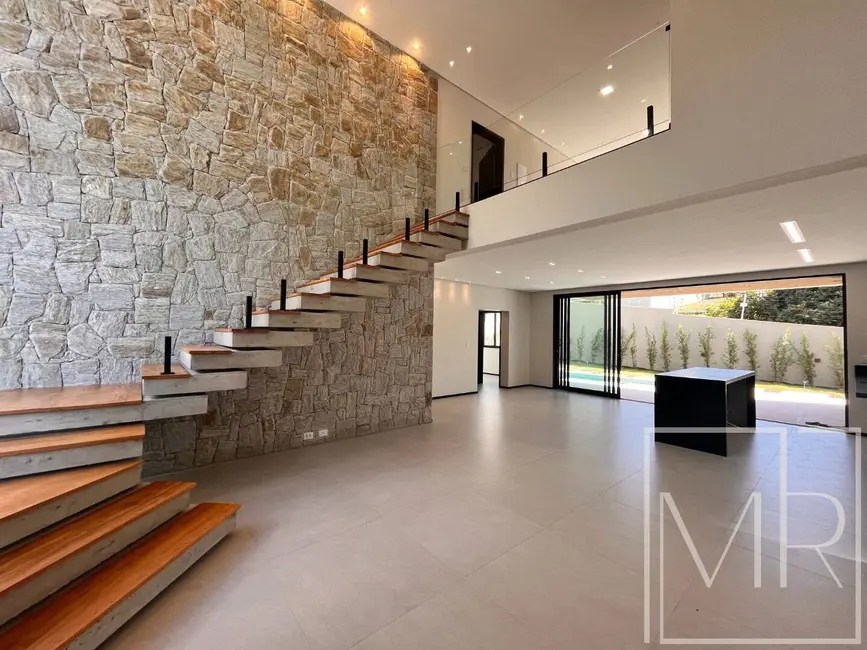 Casa com 4 quartos à venda, 401m2 em Atibaia - SP - imagem 2 Foto 2 de Casa com 4 quartos à venda, 401m2 em Atibaia - SP