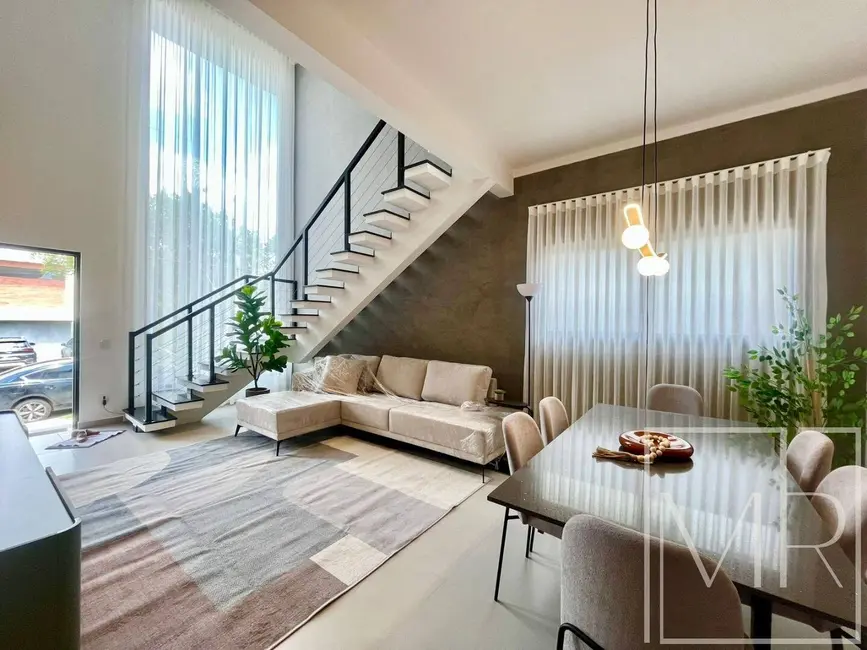 Foto 6 de Casa com 3 quartos à venda, 300m2 em Atibaia - SP