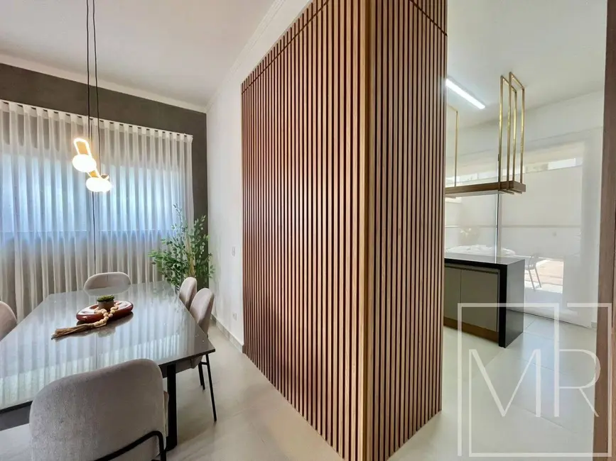 Foto 9 de Casa com 3 quartos à venda, 300m2 em Atibaia - SP