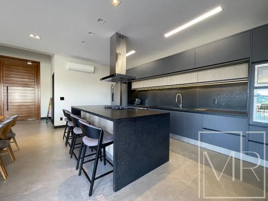 Foto 7 de Casa com 3 quartos à venda, 793m2 em Atibaia - SP
