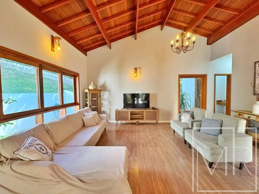 Casa com 3 quartos à venda e para alugar, 1069m2 em Atibaia - SP - imagem 6 Foto 6 de Casa com 3 quartos à venda e para alugar, 1069m2 em Atibaia - SP