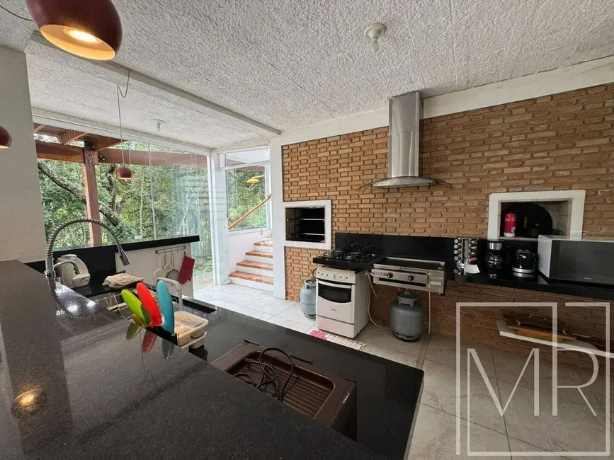 Casa com 3 quartos à venda, 2382m2 em Atibaia - SP - imagem 2 Foto 2 de Casa com 3 quartos à venda, 2382m2 em Atibaia - SP