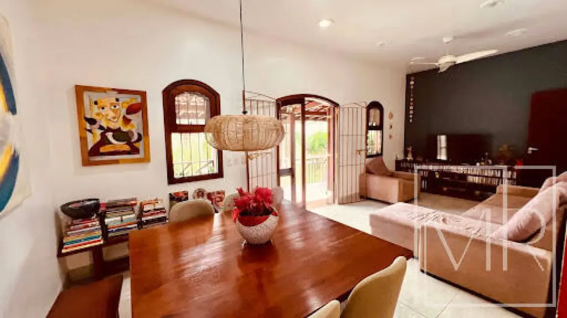 Foto 7 de Casa com 3 quartos à venda, 360m2 em Ubatuba - SP