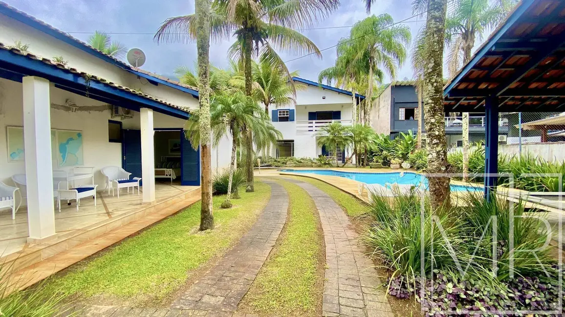 Foto 5 de Casa com 8 quartos à venda, 800m2 em Ubatuba - SP