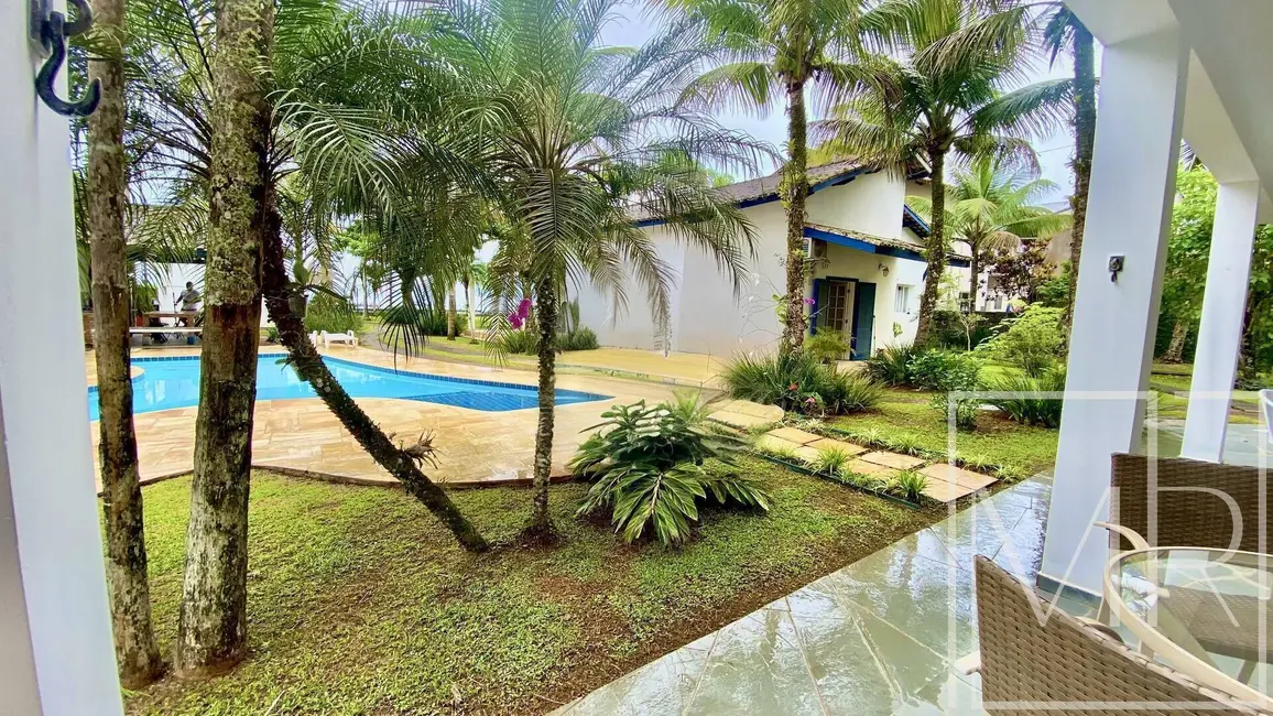 Foto 6 de Casa com 8 quartos à venda, 800m2 em Ubatuba - SP