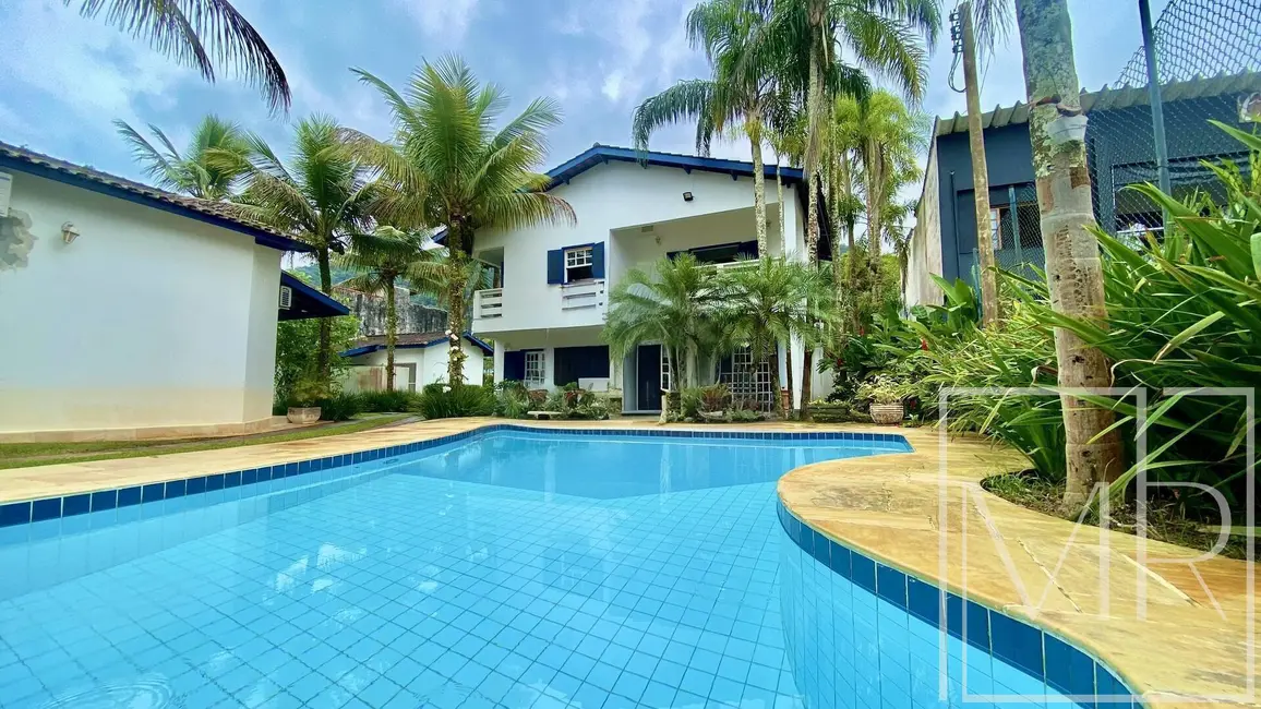 Foto 8 de Casa com 8 quartos à venda, 800m2 em Ubatuba - SP