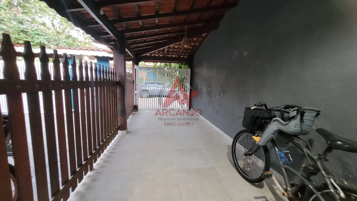 Foto 6 de Casa com 6 quartos à venda, 440m2 em Ubatuba - SP