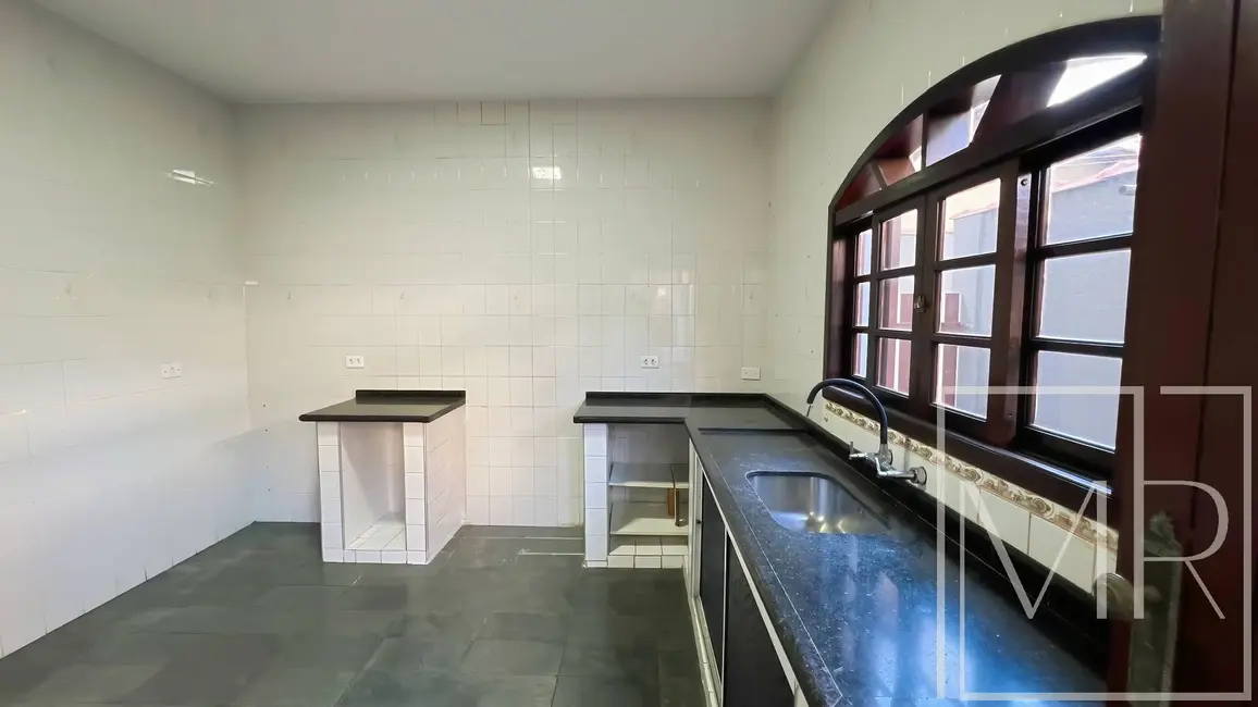Casa com 4 quartos à venda, 300m2 em Ubatuba - SP - imagem 8 Foto 8 de Casa com 4 quartos à venda, 300m2 em Ubatuba - SP
