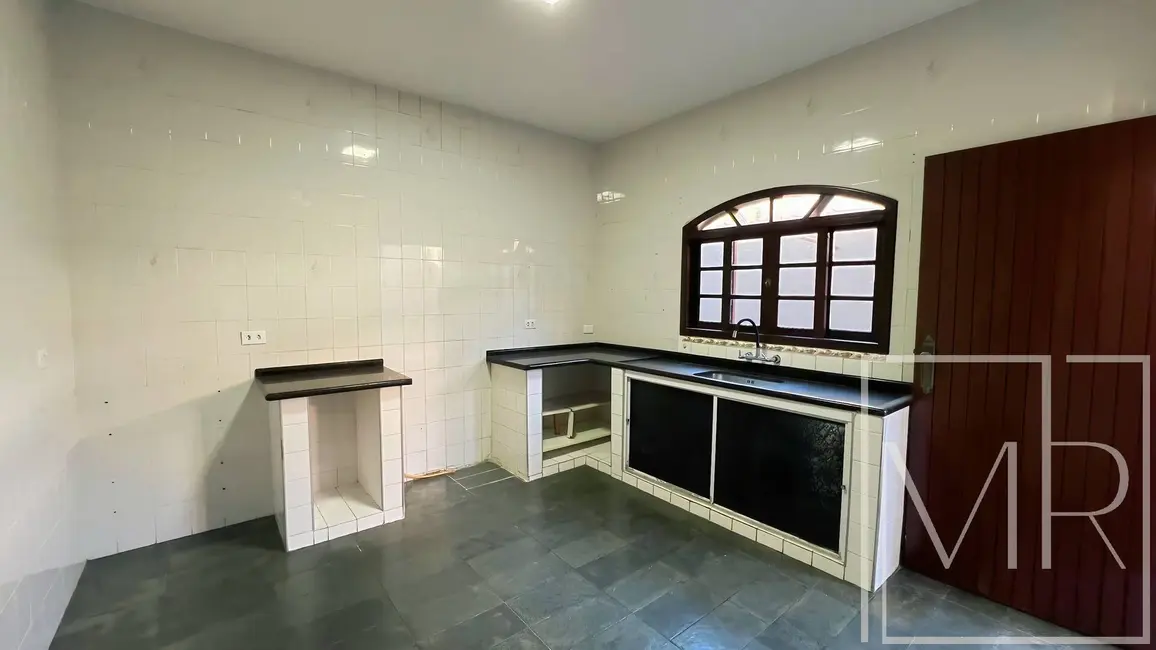 Casa com 4 quartos à venda, 300m2 em Ubatuba - SP - imagem 9 Foto 9 de Casa com 4 quartos à venda, 300m2 em Ubatuba - SP