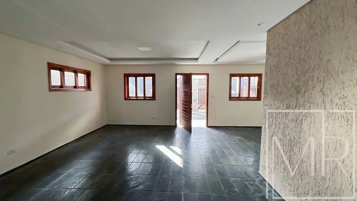 Casa com 4 quartos à venda, 300m2 em Ubatuba - SP - imagem 3 Foto 3 de Casa com 4 quartos à venda, 300m2 em Ubatuba - SP