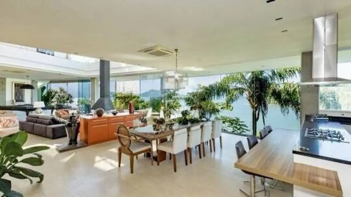 Foto 4 de Casa com 6 quartos à venda, 5000m2 em Ubatuba - SP