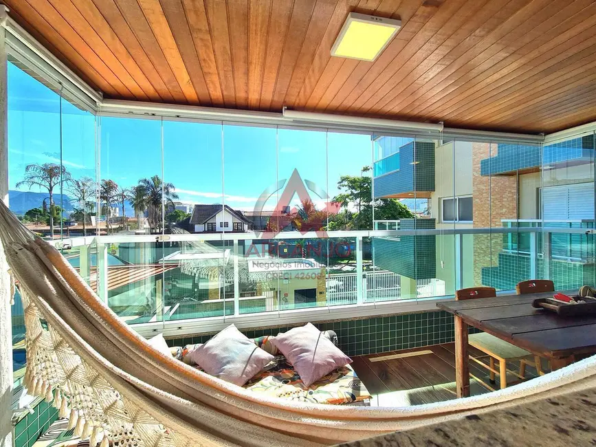 Foto 2 de Apartamento com 3 quartos à venda, 101m2 em Ubatuba - SP