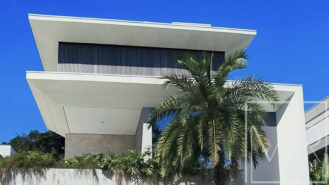 Casa com 6 quartos à venda, 448m2 em Riviera de São Lourenço, Bertioga - SP - imagem 1 Foto 1 de Casa com 6 quartos à venda, 448m2 em Riviera de São Lourenço, Bertioga - SP