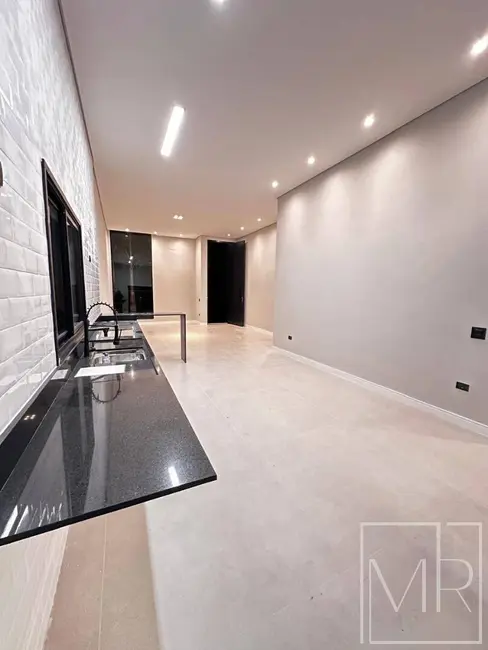 Casa com 3 quartos à venda, 360m2 em Atibaia - SP - imagem 4 Foto 4 de Casa com 3 quartos à venda, 360m2 em Atibaia - SP