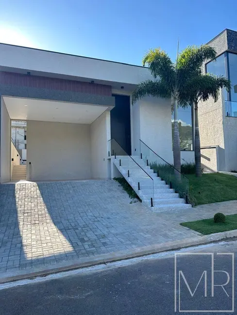 Casa com 3 quartos à venda, 360m2 em Atibaia - SP - imagem 3 Foto 3 de Casa com 3 quartos à venda, 360m2 em Atibaia - SP