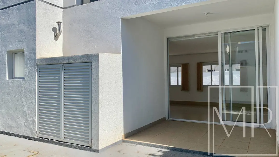 Casa com 3 quartos à venda, 276m2 em Loteamento Jardim Morumbi, Atibaia - SP - imagem 3 Foto 3 de Casa com 3 quartos à venda, 276m2 em Loteamento Jardim Morumbi, Atibaia - SP
